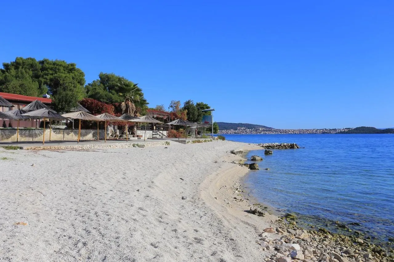 Apartments With A Parking Space Seget Vranjica, Trogir - 19022 Seget Donji